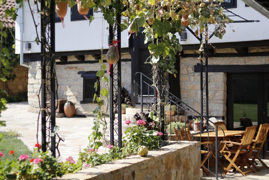 Lyaskovets Guest House Epochs Since 1871 מראה חיצוני תמונה