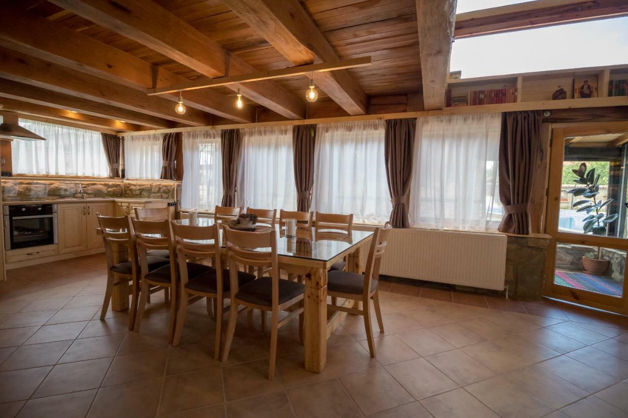 Lyaskovets Guest House Epochs Since 1871 מראה חיצוני תמונה